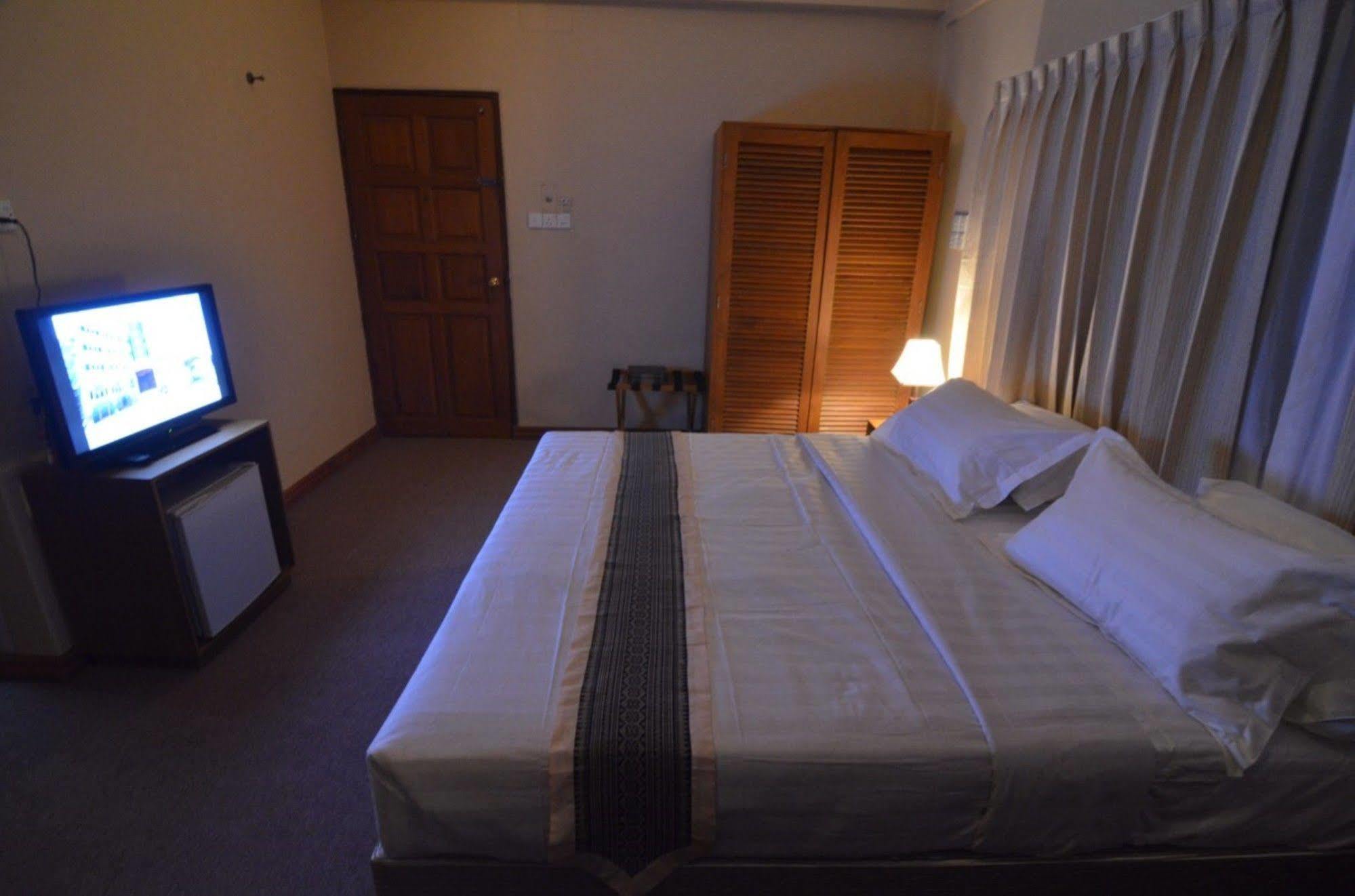 Kyi Tin Hotel Mandalay Extérieur photo